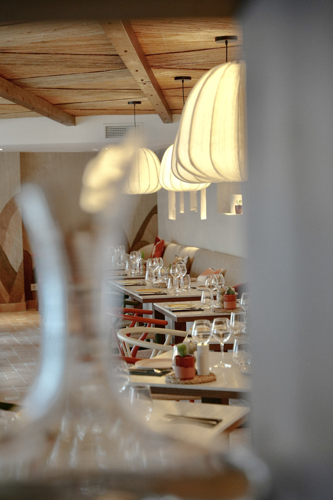 Indoor dining room | Roc Seven Biarriz