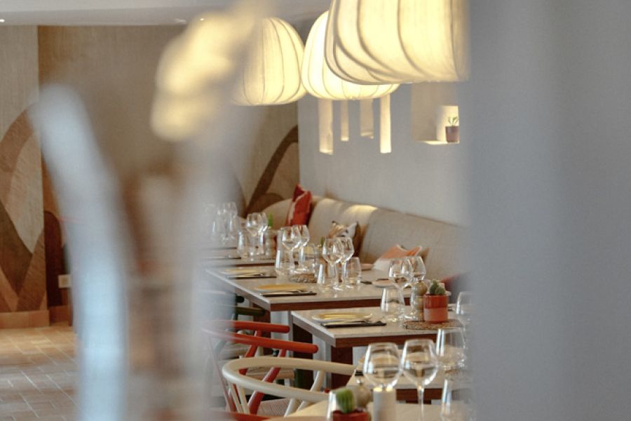 Indoor dining room | Roc Seven Biarriz